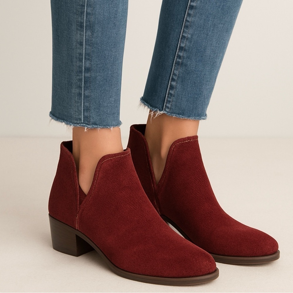 Lucky Brand Red Suede Ankle Booties – Size 6.5M Low Heel Western V-Cut